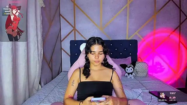  vaiolet owo online show from February 2026 05:08:01 AM