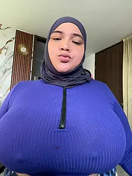 Snapshot of sweetmuslim01 chatting on June 2026 05:59:01 PM sweetmuslim01 online show from June 2026 05:59:01 PM