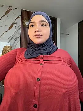 Snapshot of sweetmuslim01 chatting on June 2026 08:54:01 PM sweetmuslim01 online show from June 2026 08:54:01 PM