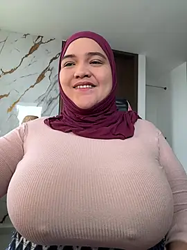 Snapshot of sweetmuslim01 chatting on July 2026 06:56:01 PM sweetmuslim01 online show from July 2026 06:56:01 PM
