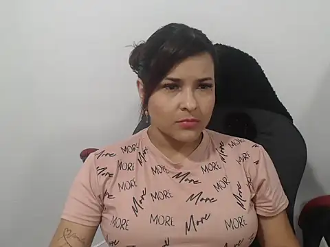 karol loveet online show from December 2025 08:07:02 PM