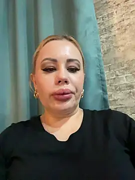 MonnyStef online show from February 2026 09:11:02 PM