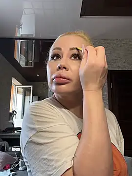 MonnyStef online show from February 2026 11:00:01 AM