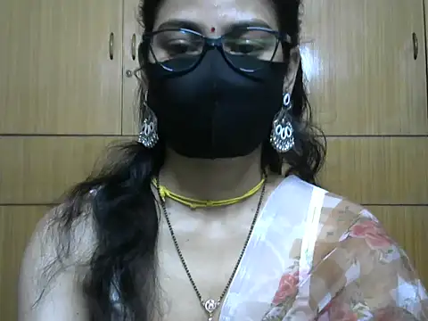 Fairy Pie online show from March 2026 10:47:02 PM