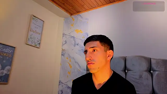 Un Sluttyy online show from March 2026 11:55:02 AM