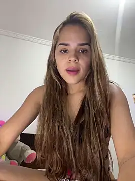 Snapshot of Sara__Secret chatting on November 2025 02:50:01 AM Sara Secret online show from November 2025 02:50:01 AM