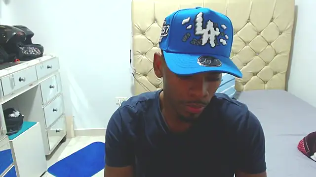 Snapshot of Jackboy_000 chatting on November 2025 04:12:01 AM Jackboy 000 online show from November 2025 04:12:01 AM