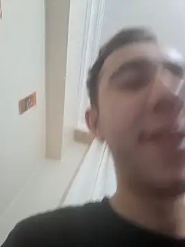 Snapshot of slowdownricK_ chatting on November 2025 07:03:01 PM slowdownricK online show from November 2025 07:03:01 PM