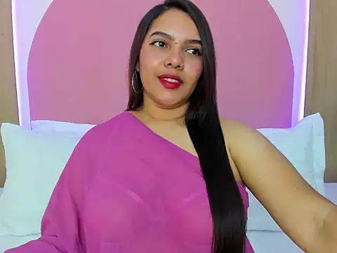 Snapshot of _Krishaa chatting on November 2025 01:43:01 PM Krishaa online show from November 2025 01:43:01 PM