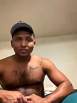 Snapshot of Eldeentt chatting on November 2025 09:35:01 PM Eldeentt online show from November 2025 09:35:01 PM