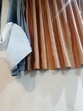 SnowedVat online show from December 2025 05:45:02 AM