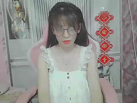 Snapshot of Ella039 chatting on May 2026 03:45:01 AM Ella039 online show from May 2026 03:45:01 AM