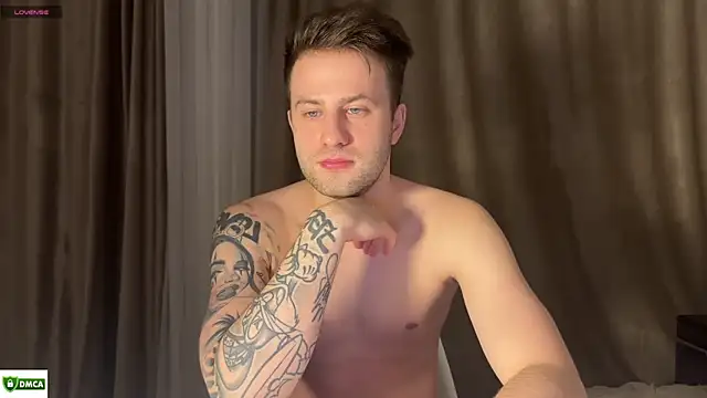 Snapshot of dominantrodri chatting on February 2026 04:26:01 PM dominantrodri online show from February 2026 04:26:01 PM