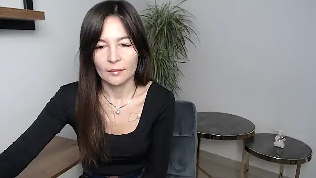 Veronichkaaa online show from December 2025 07:46:02 AM