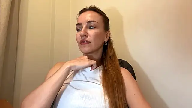 Snapshot of Nyxelia_ chatting on December 2025 08:56:02 AM Nyxelia online show from December 2025 08:56:02 AM