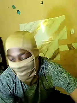 Snapshot of Babz_22 chatting on November 2025 01:55:02 PM Babz 22 online show from November 2025 01:55:02 PM