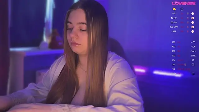 AmeliaMiles online show from March 2026 07:25:01 AM