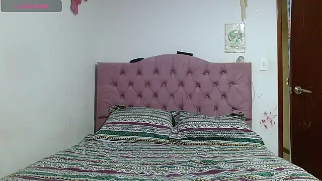 katty hottest online show from November 2025 02:51:01 PM