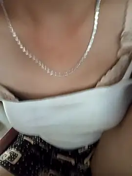 Lynn-122 online show from April 2026 05:30:01 AM