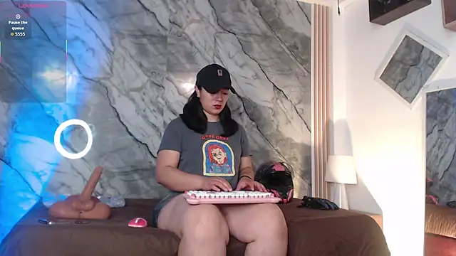 ginebraass online show from April 2026 01:31:01 PM