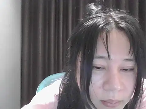 Snapshot of xiaoningzi66 chatting on November 2025 12:33:01 AM xiaoningzi66 online show from November 2025 12:33:01 AM