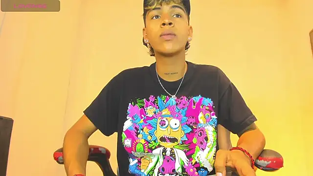 Timmy Kiing  online show from November 2025 08:21:02 PM