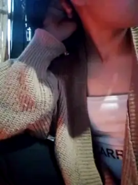 Yumiik2kk online show from November 2025 11:21:02 PM