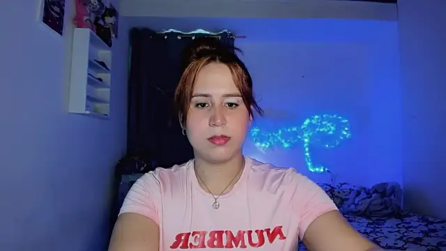 Snapshot of Sofiababyy chatting on July 2026 06:13:01 PM Sofiababyy online show from July 2026 06:13:01 PM