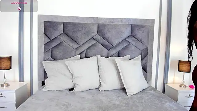 TahliaMoreau online show from February 2026 03:38:02 AM