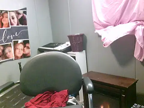 trickydickydaddy online show from November 2025 09:35:01 AM