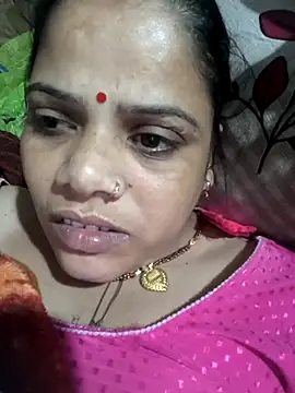 Hot suini online show from February 2026 04:36:02 PM