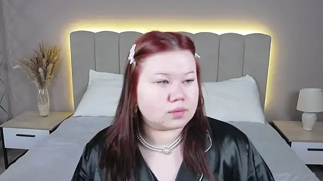 EvaNova  online show from April 2026 10:35:02 AM