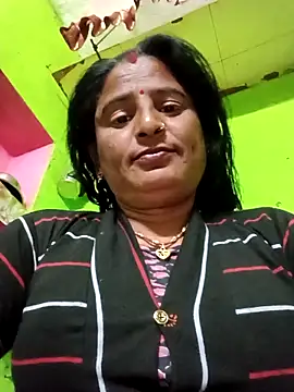 Quin love143 online show from November 2025 11:10:02 PM