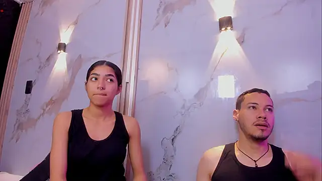 Snapshot of Aron_and_molly chatting on February 2026 12:28:02 PM Aron and molly online show from February 2026 12:28:02 PM