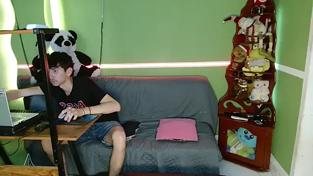 Kurt williams1 online show from November 2025 11:39:02 PM