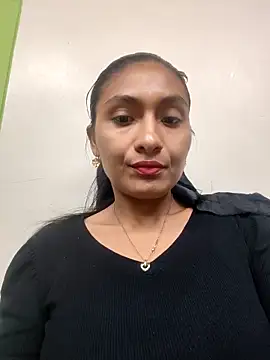 Snapshot of Uvit chatting on April 2026 01:26:01 AM Uvit online show from April 2026 01:26:01 AM