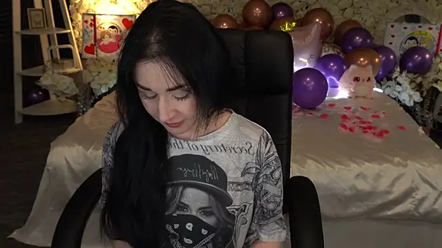 CarolinaaFoxyyy online show from February 2026 07:45:01 PM