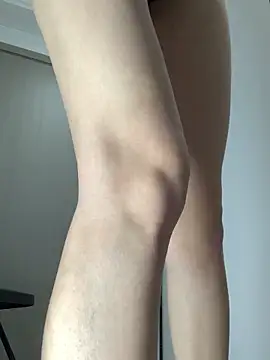 hoho-is online show from April 2026 06:39:01 PM