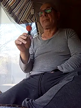 Snapshot of andy-1961 chatting on February 2026 12:37:01 PM andy-1961 online show from February 2026 12:37:01 PM