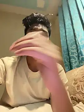 RonnySlim online show from December 2025 10:29:02 PM