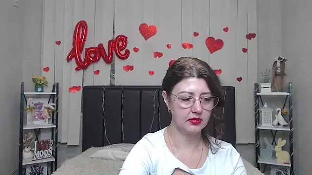 RoseHille online show from March 2026 06:06:01 AM