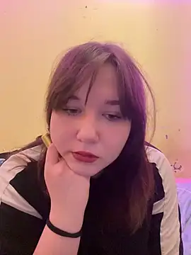 Snapshot of TheOnlyBliss chatting on December 2025 01:31:02 PM TheOnlyBliss online show from December 2025 01:31:02 PM