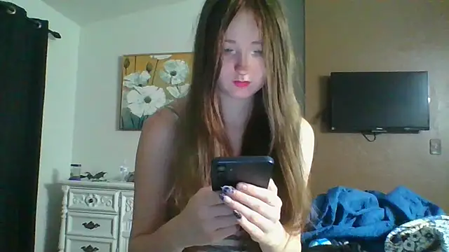Kayluvs88 online show from April 2026 04:16:01 AM