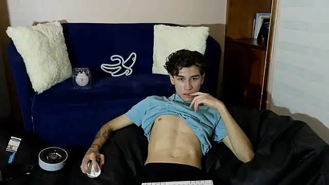 Derekswan online show from November 2025 12:46:01 AM