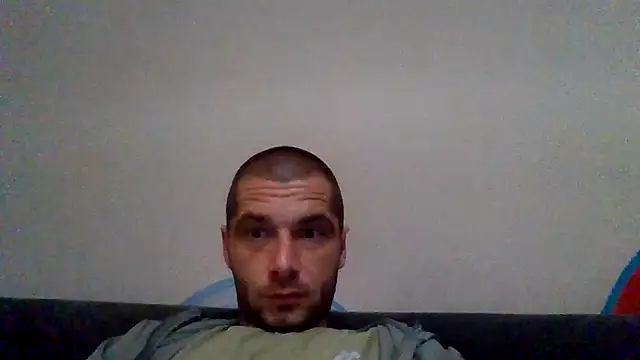 Kinkycouple142 online show from April 2026 09:15:01 PM