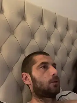 Kinkycouple142 online show from April 2026 11:16:02 PM