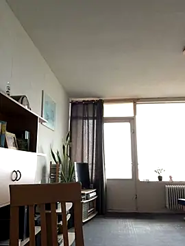 Snapshot of simone_xdressing chatting on November 2025 02:17:01 PM simone xdressing online show from November 2025 02:17:01 PM