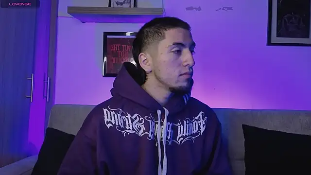 AresMassimoX online show from January 2026 04:23:02 PM