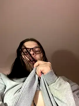 Dona Mafia online show from December 2025 10:25:01 PM