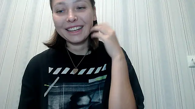 Snapshot of your__gena chatting on November 2025 04:52:01 PM your gena online show from November 2025 04:52:01 PM